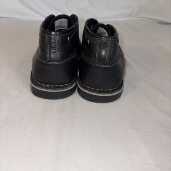 Steve Madden Mens 9.5 Chukka Ankle Boot Black Leather Harken017 - Picture 2 of 8